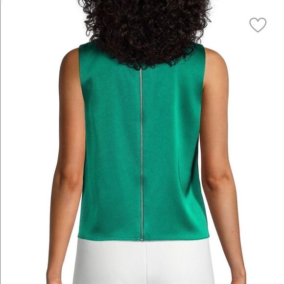 Alice + Olivia Henrietta Sleveless Blouse - Picture 2 of 7